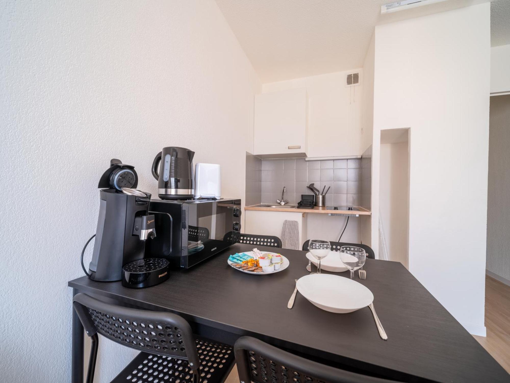 Appartement Tout Equipe A 6Min De La Gare St Charles Marseille Exterior photo