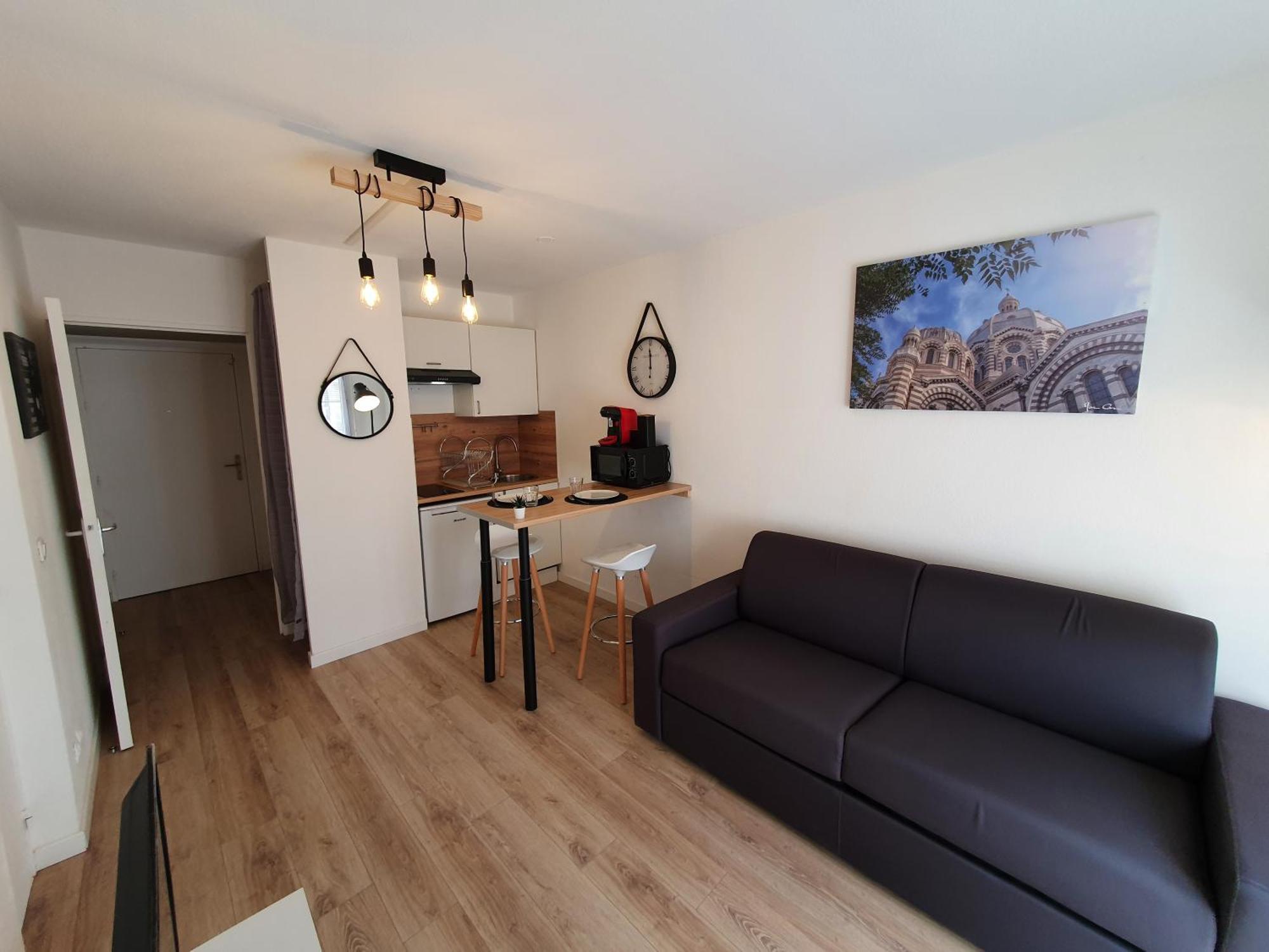 Appartement Tout Equipe A 6Min De La Gare St Charles Marseille Exterior photo